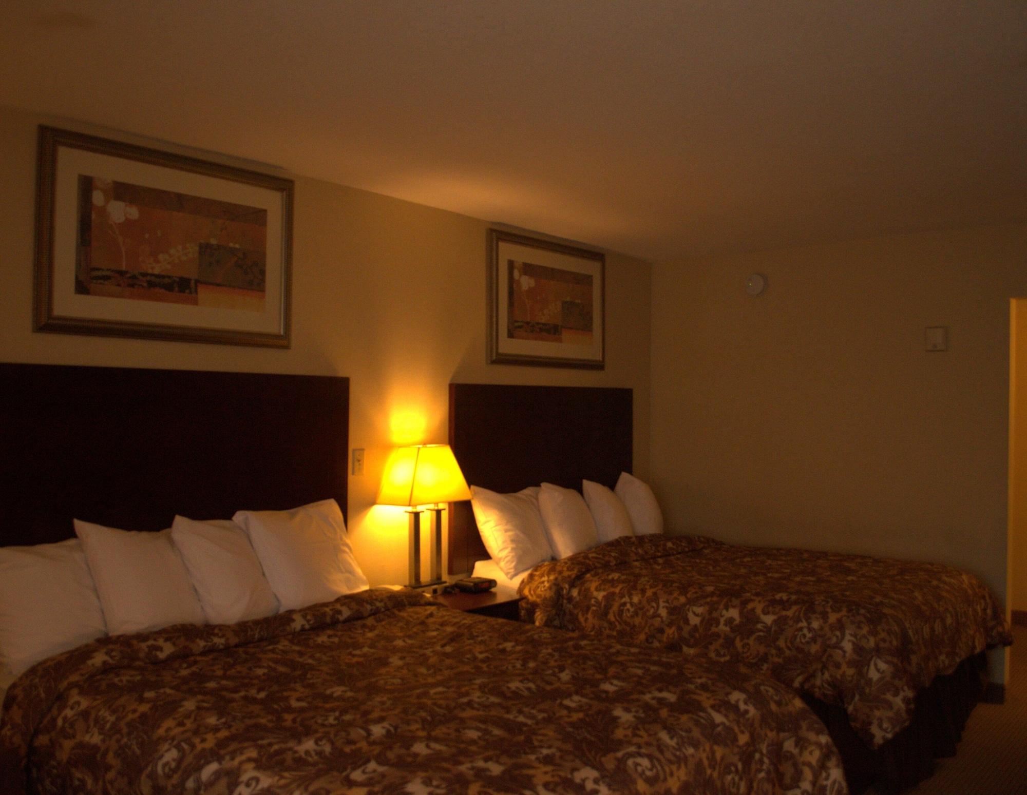 Rodeway Inn & Suites East Windsor Esterno foto